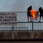 Region: U Hrvatskoj zapaljena srpska zastava