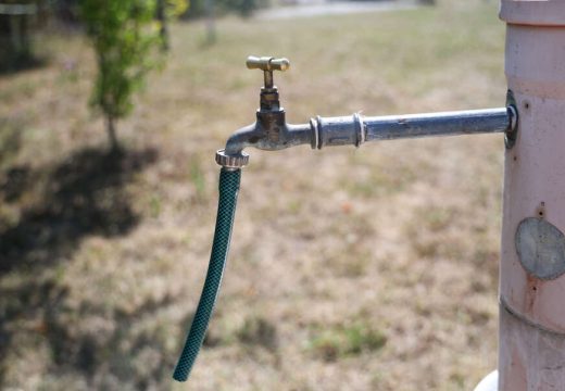 Havarija na cjevovodu kod Bijeljine: Nekoliko sela BEZ VODE, ekipe rade na sanaciji