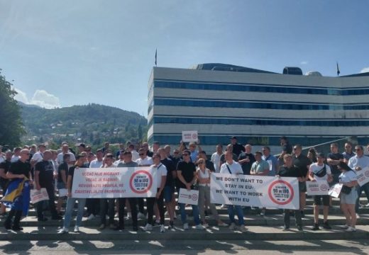 Prevoznici poručili: Nismo migranti, ako se ne riješi problem slijedi blokada granica