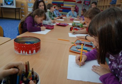 Poslao poruku roditeljima!:  Premijer najavio rješenje dugogodišnjeg problema produženog boravka djece