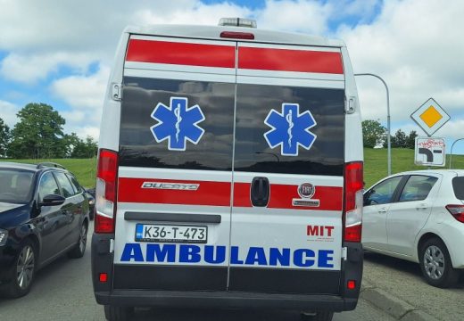 Teška nesreća kod Teslića: Vozač skutera prebačen u dobojsku bolnicu