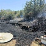 Aktiviralo se i minsko polje: Helikopter MUP-a RS pomaže u gašenju požara kod Trebinja