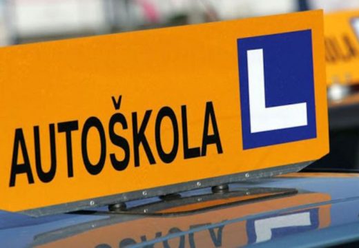 Kod jednog pronađena droga: Braća osumnjičena za krađu kamiona auto-škole