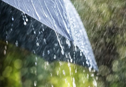 Kiša i grmljavina stigle u Bijeljinu: Na snazi žuti meteoalarm