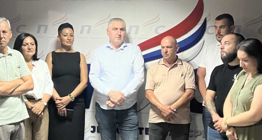 Pokret Jedinstvena Srpska:  Otvorena kancelarija u Loparama