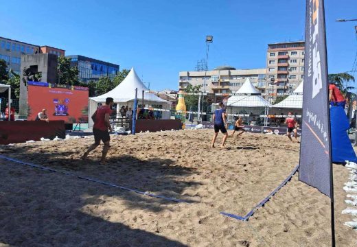 Igra se odbojka na pijesku: Otvoren šesti međunarodni Sunrise Beach Volley turnir (Foto)