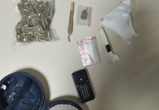 RS: Hapšenje u Tesliću, oduzeti droga i oružje (Foto)