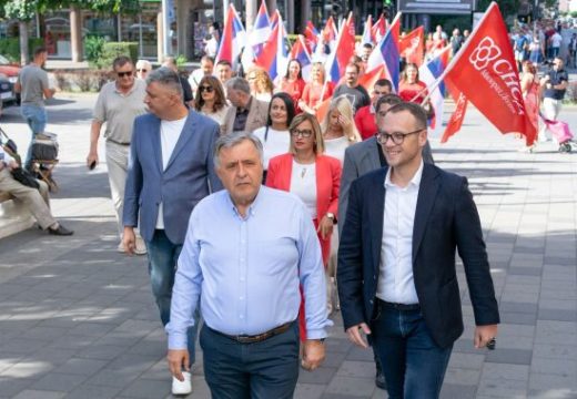 Bojan Savić pozvao građane na centralnu tribinu SNSD-a u Bijeljini: Dođite večeras da pošaljemo snažnu poruku