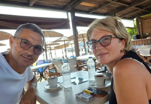 Oglasio se direktor: Rajaner osporava da je Srbinu ispala glava kroz razbijeni prozor
