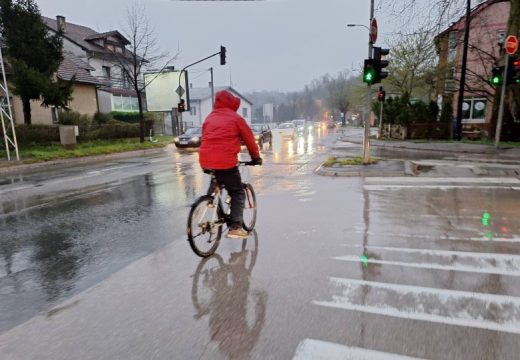 Bliži se kraj vrelim danima: Meteorolozi najavljuju veliku promjenu