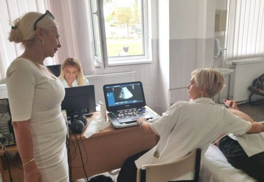 Dom zdravlja: Veliki odziv penzionera na besplatne ultrazvučne preglede u Banji Dvorovi