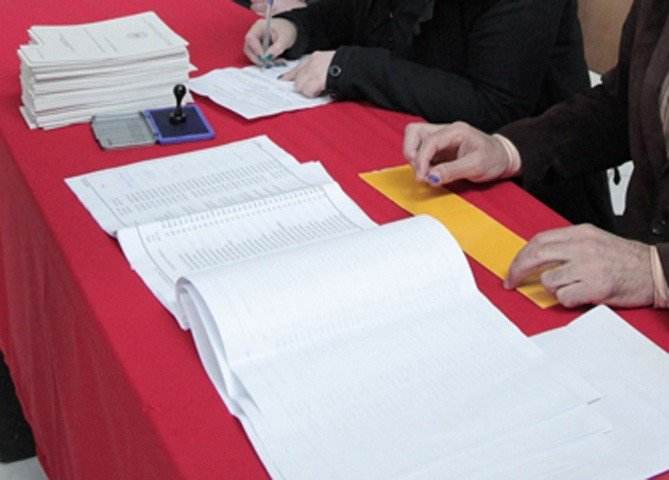 Министар изнио алармантне податке: У бирачком списку чак 48.000 више лица него пунољетних у држави