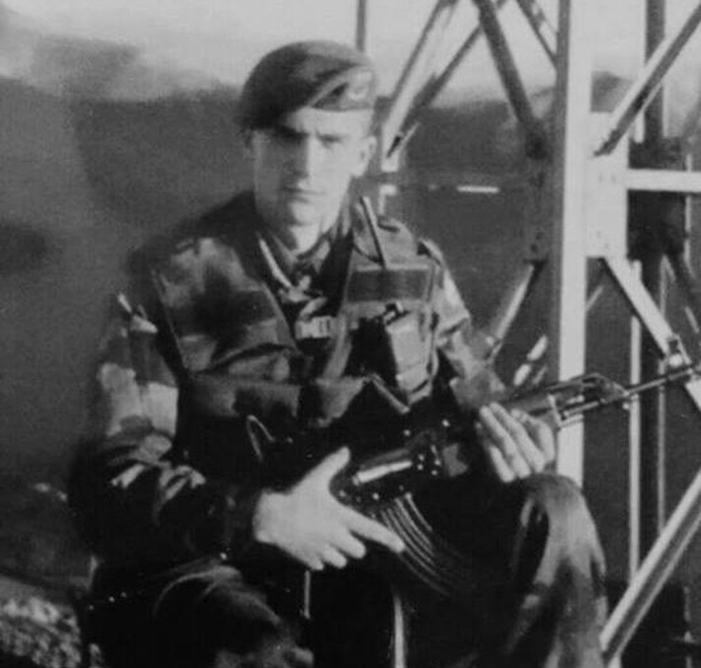 Виле ће се грабити у вјекове да му вјенце достојне сплету: На данашњи дан 1999. погинуо херој са Кошара Пеђа Леовац