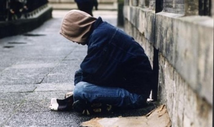 Подгоричанка ухапшена због сумње да је малољетно дијете тјерала да проси