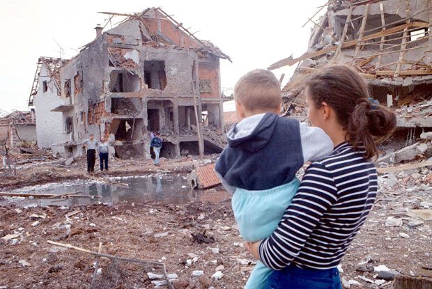 Злочиначка НАТО агресија – 10 мај 1999: Две улице избрисане са мапе, до темеља порушено 20 кућа