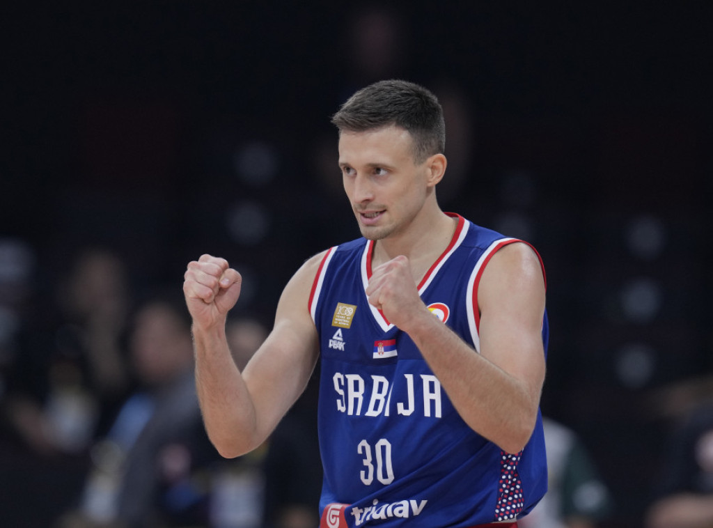 Аврамовић и Петрушев остали без тренера