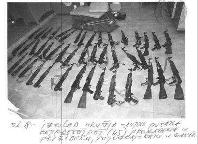 Полиција подметнула оружје ѕа тзв. "државни удар"