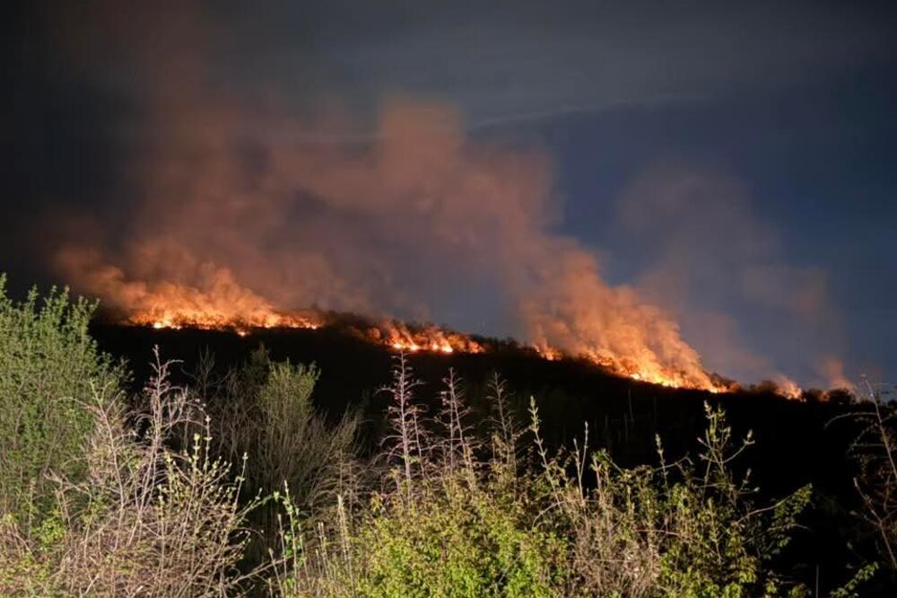Локализован пожар на Барутани