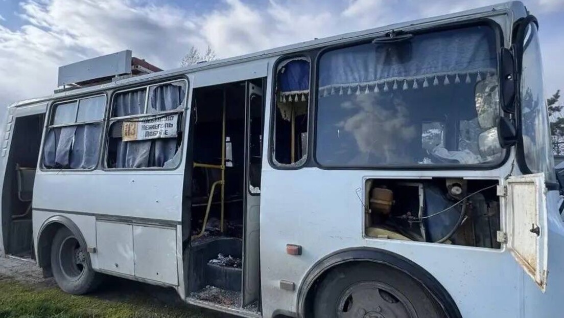 Три особе погинуле у нападу на аутобус у Белгородској области