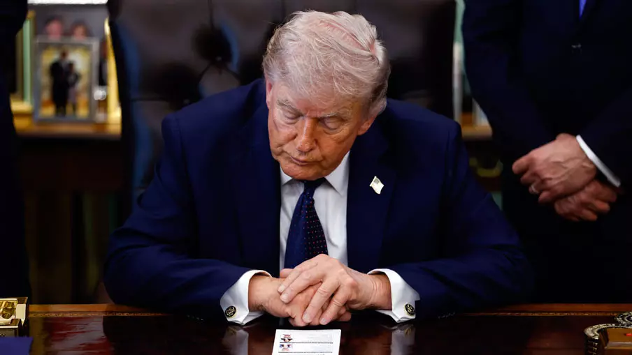 Трамп запретио Лондону: Укините порез америчким гигантима или уводимо велике царине