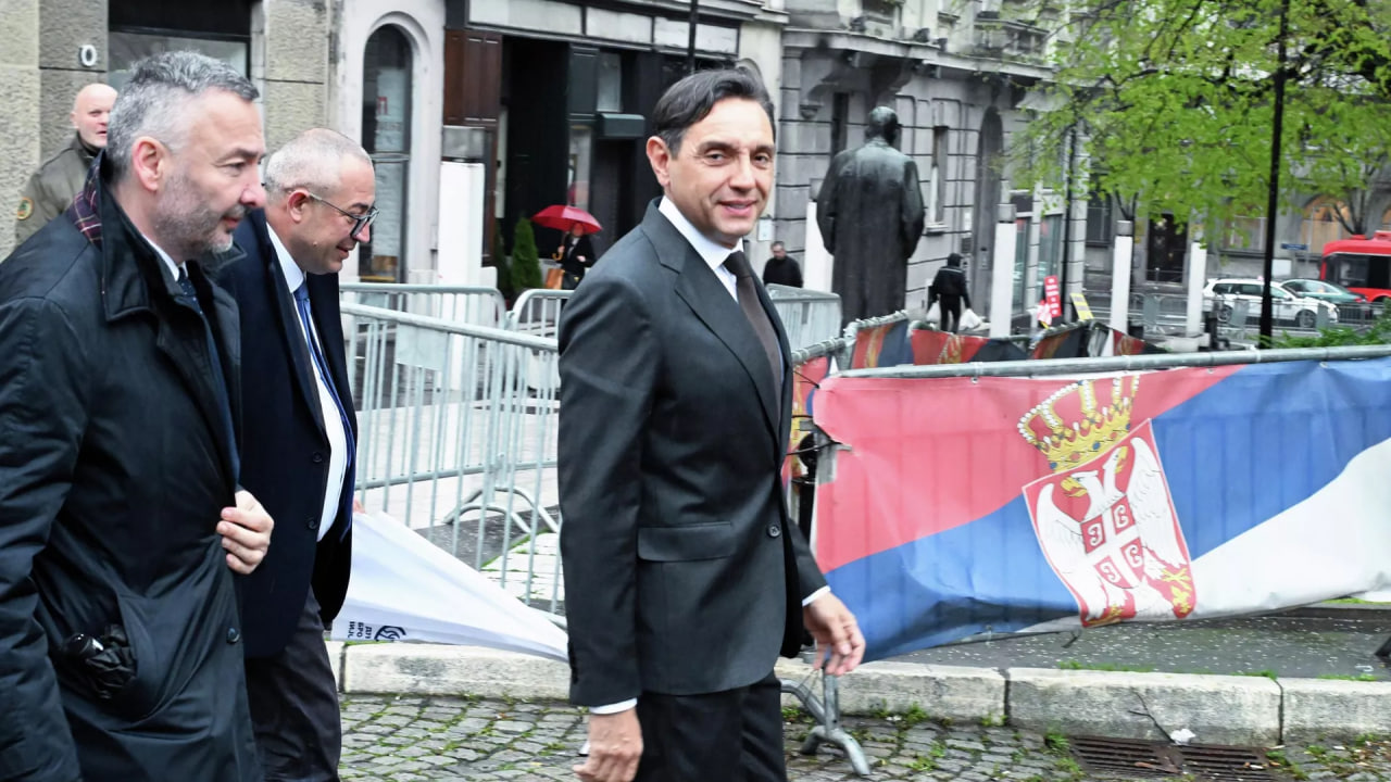 Консултације странака и председника Србије: Вулин није за изборе, тражи реконструкцију Владе