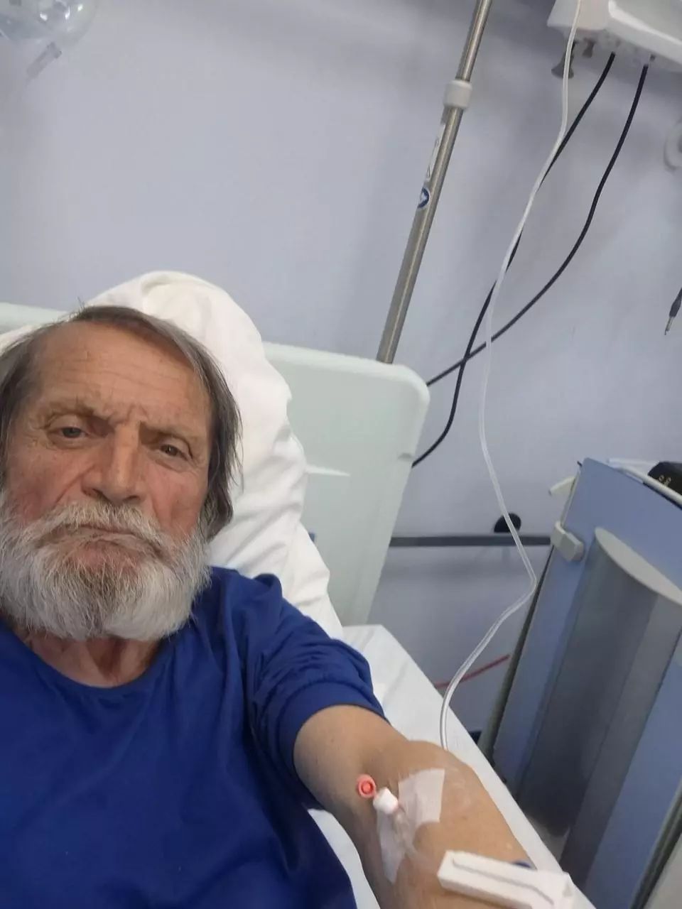 Вуковић радикализује протест: Послије седам недјеља глади, други дан без воде и у тешком стању