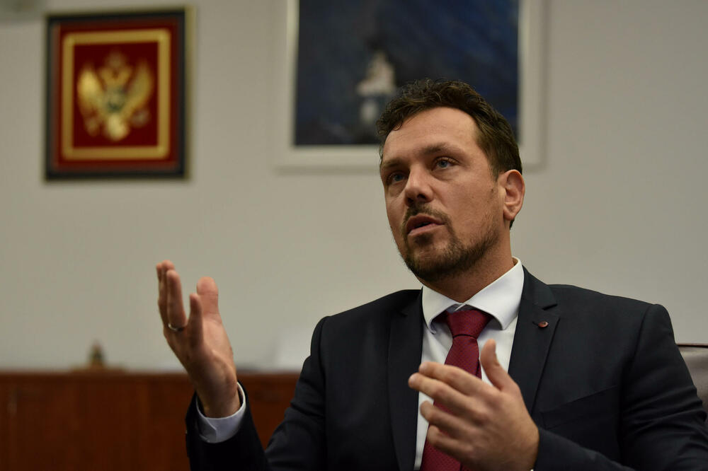 Кадић директор ФЗО, Ружићу престао мандат