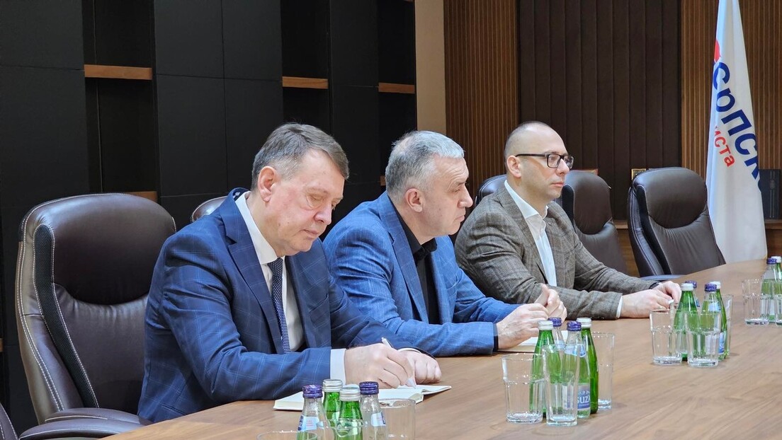 Уочи парламентарних избора у лажној држави: Нови удар на Српску листу?