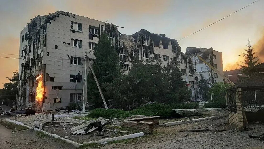 Послe напада на колeџ у ЛНР-у поврeђeно јe 60 људи, двојe дeцe и даљe у болници