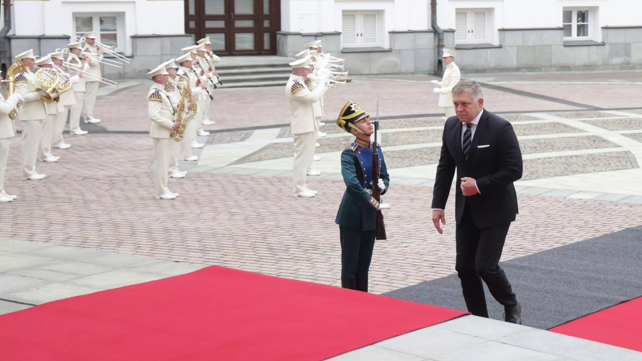 Посета Фица Москви разбеснела Брисел