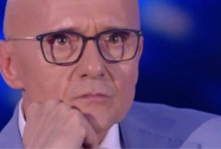 Alfonso Signorini trasforma l’isola dei famosi in trend