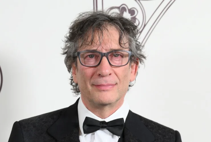 Neil Gaiman richiede l’archiviazione della causa per violenza