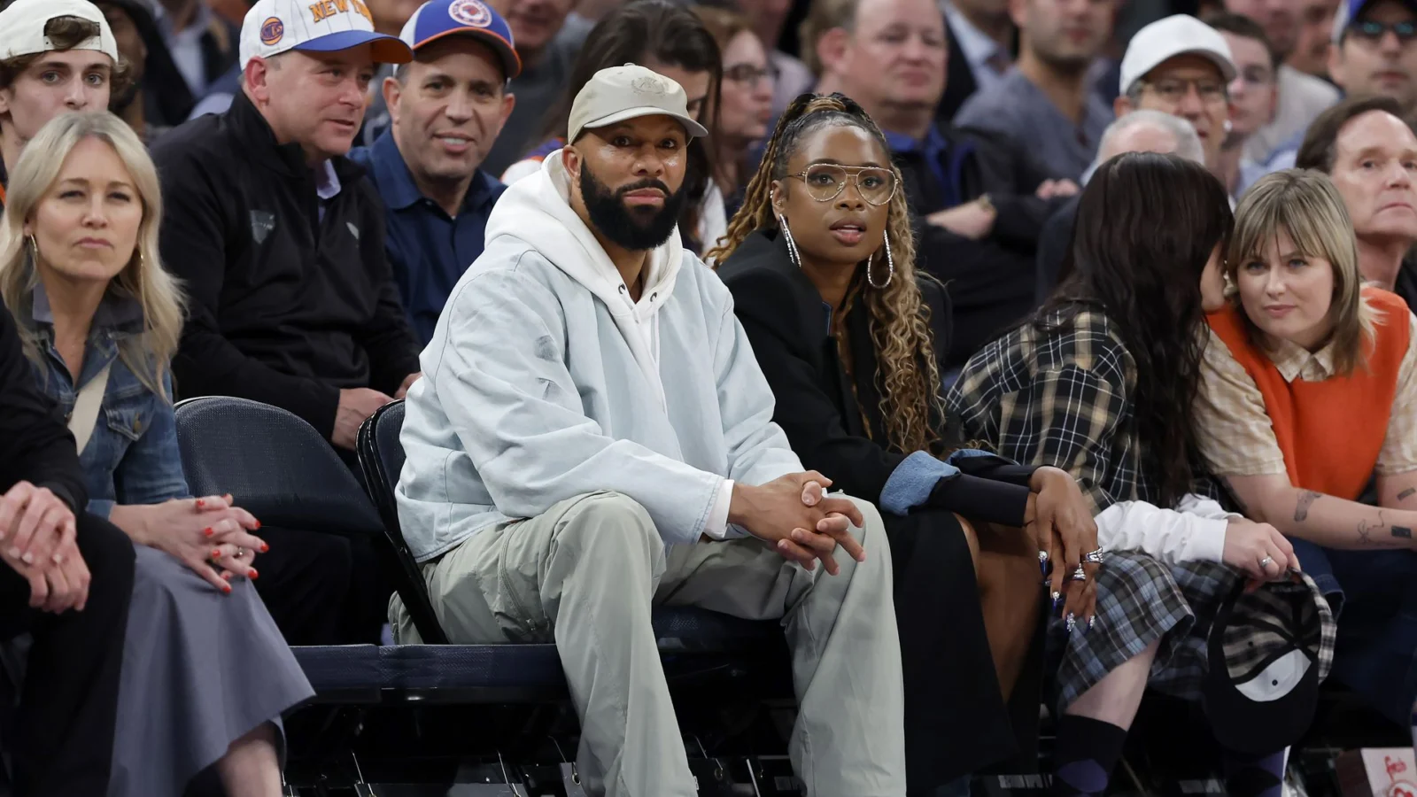 Jennifer Hudson affronta un’improvvisa sfida sul campo di basket