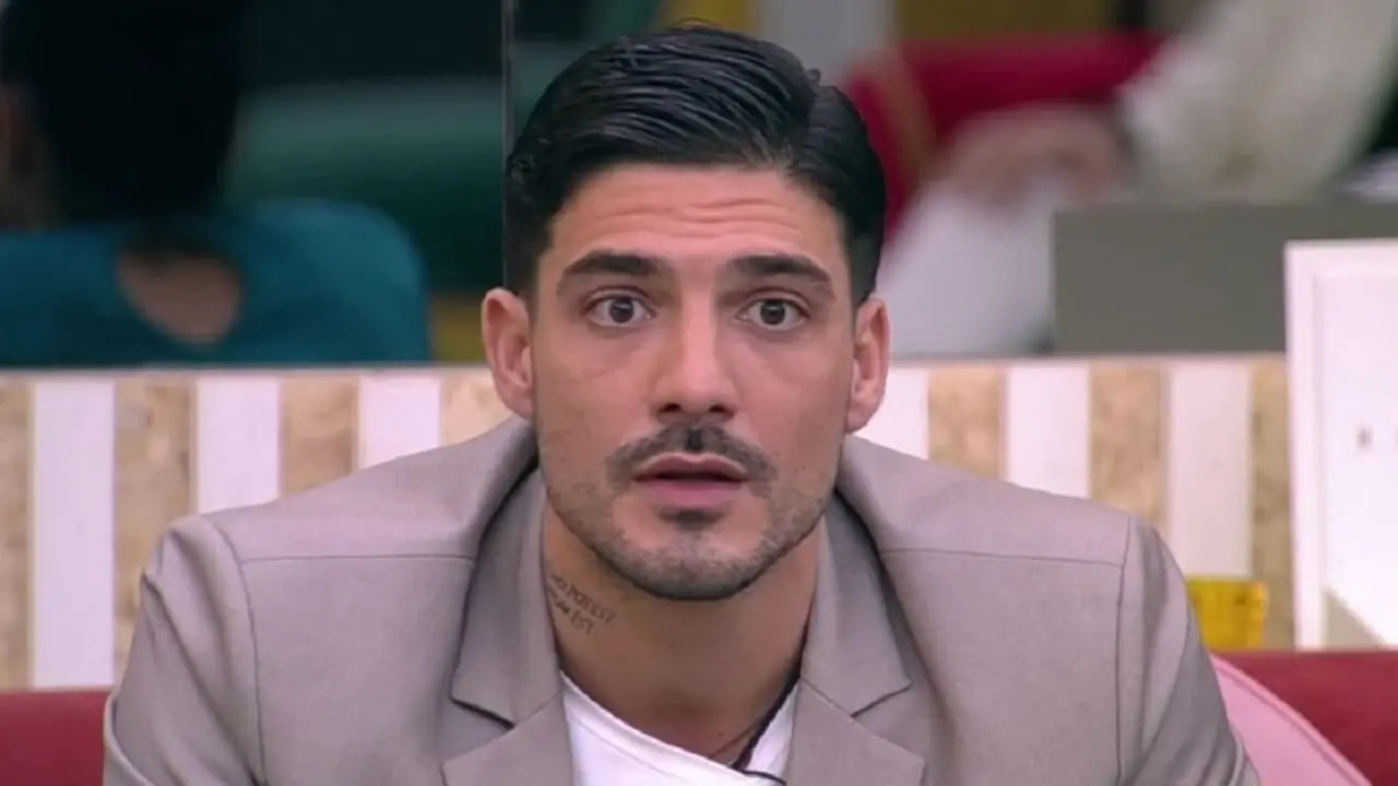 Lorenzo al Grande Fratello: il web chiede la sua squalifica