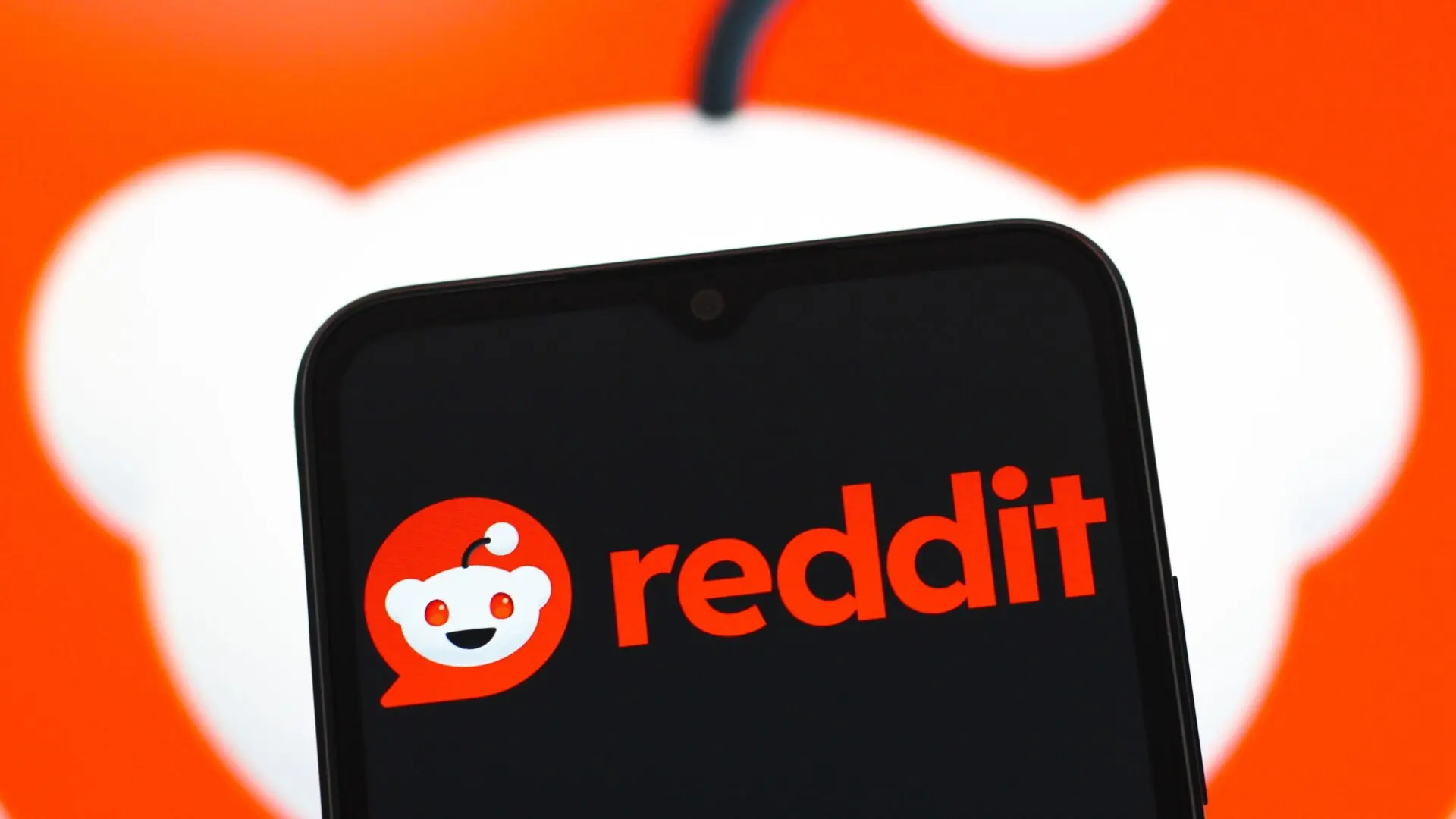 Il tool di Reddit avvisa sulle violazioni nei subreddit attivi