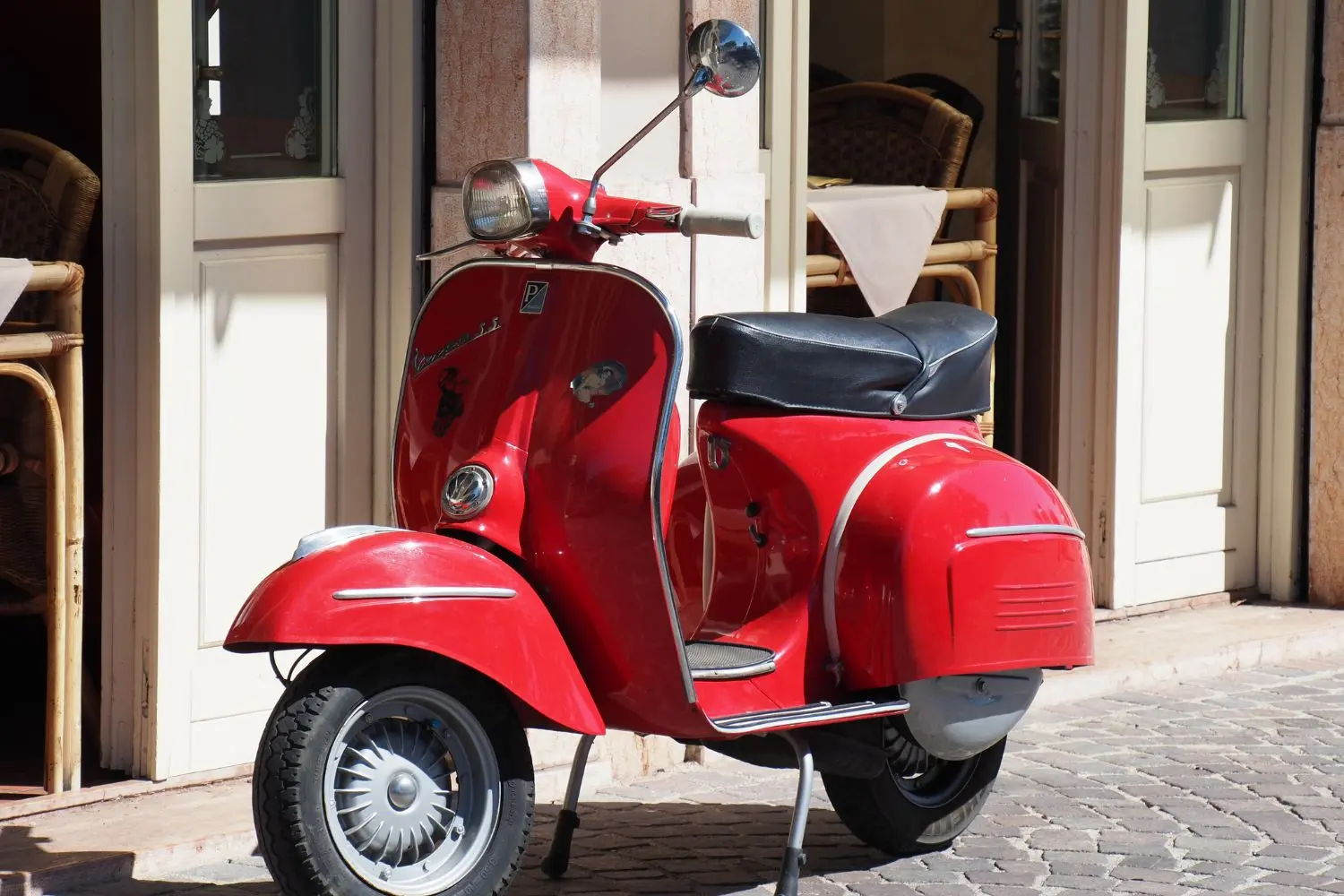 Trasforma la tua Vespa in elettrica con un kit da 7000 W