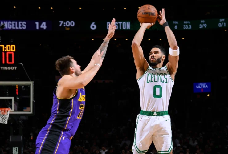 LeBron James si infortuna all’inguine: cosa significa per l’NBA?