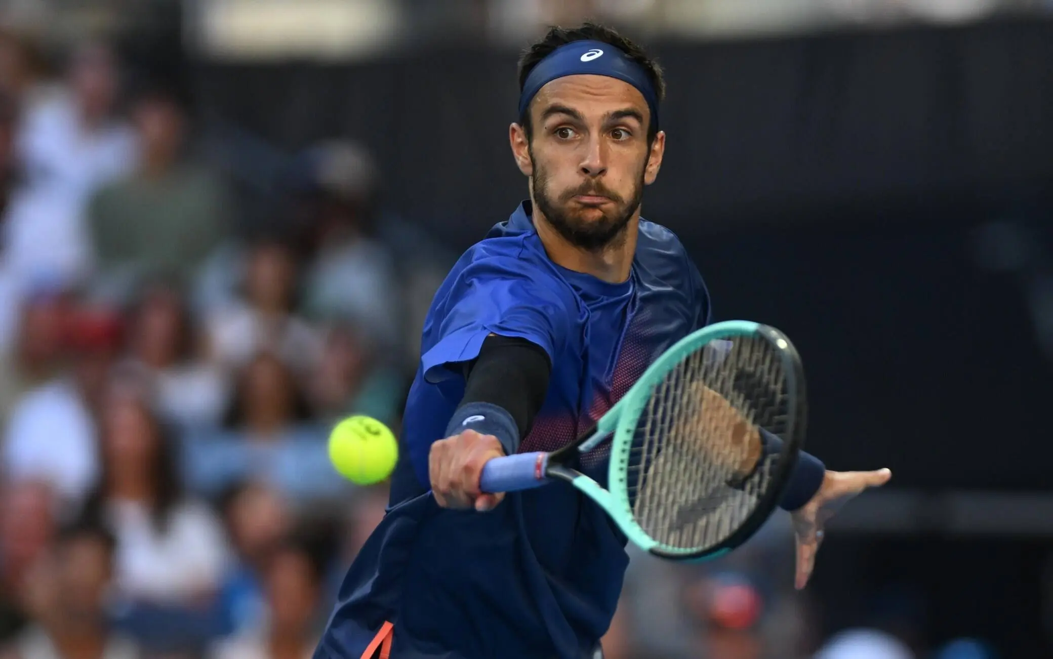 Berrettini fuori dal torneo: Tsitsipas avanza a Indian Wells