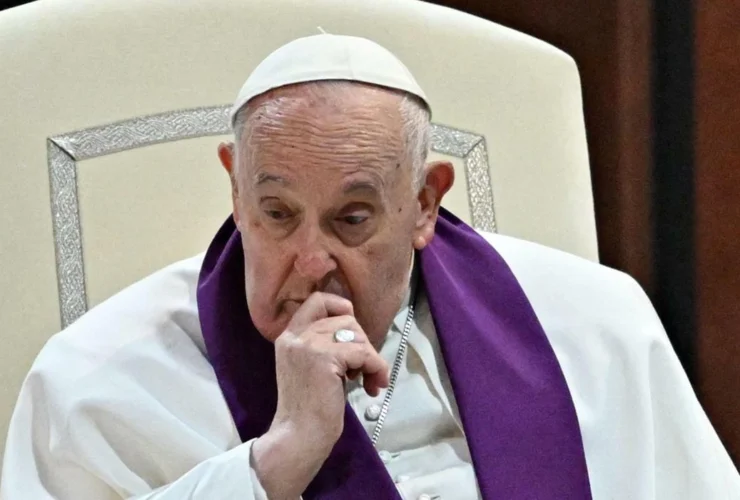 Papa Francesco e Andreoni: affrontare polmonite e cuore con cura