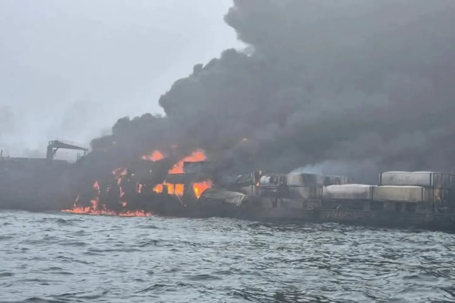Incidente tra petroliera e cargo nel Mare del Nord, l’ambiente a rischio