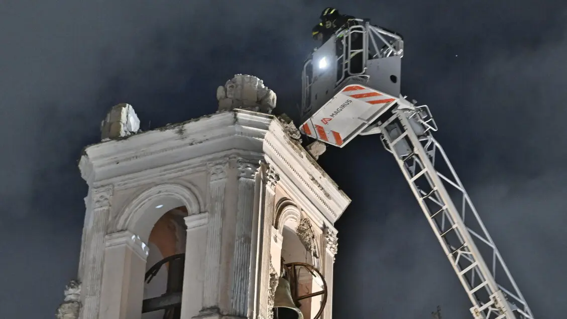 Terremoto di magnitudo 4.4 ai Campi Flegrei: Napoli trema di paura