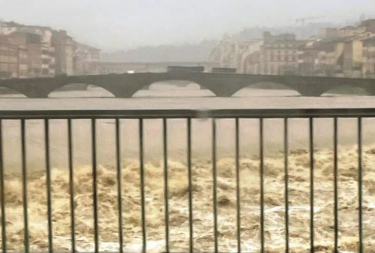 Esonda il torrente Rimaggio a Sesto Fiorentino: la situazione in Toscana