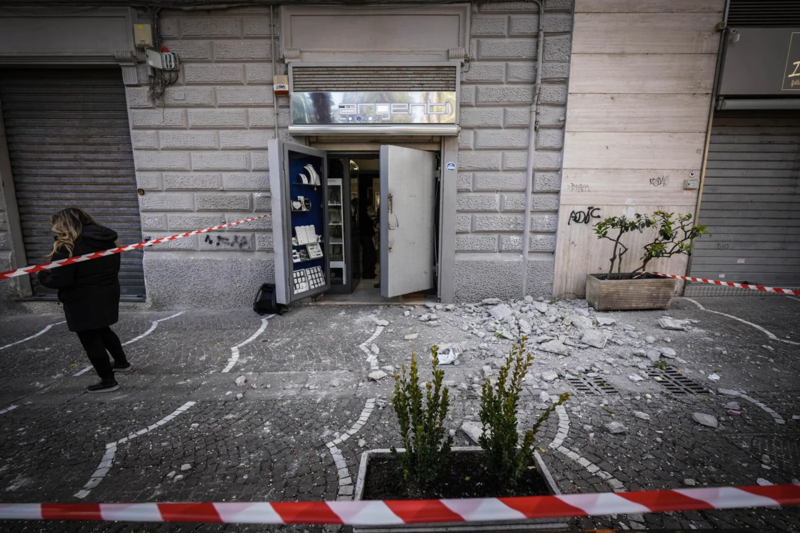 Terremoto ai Campi Flegrei: scossa di magnitudo 3.5 a Napoli