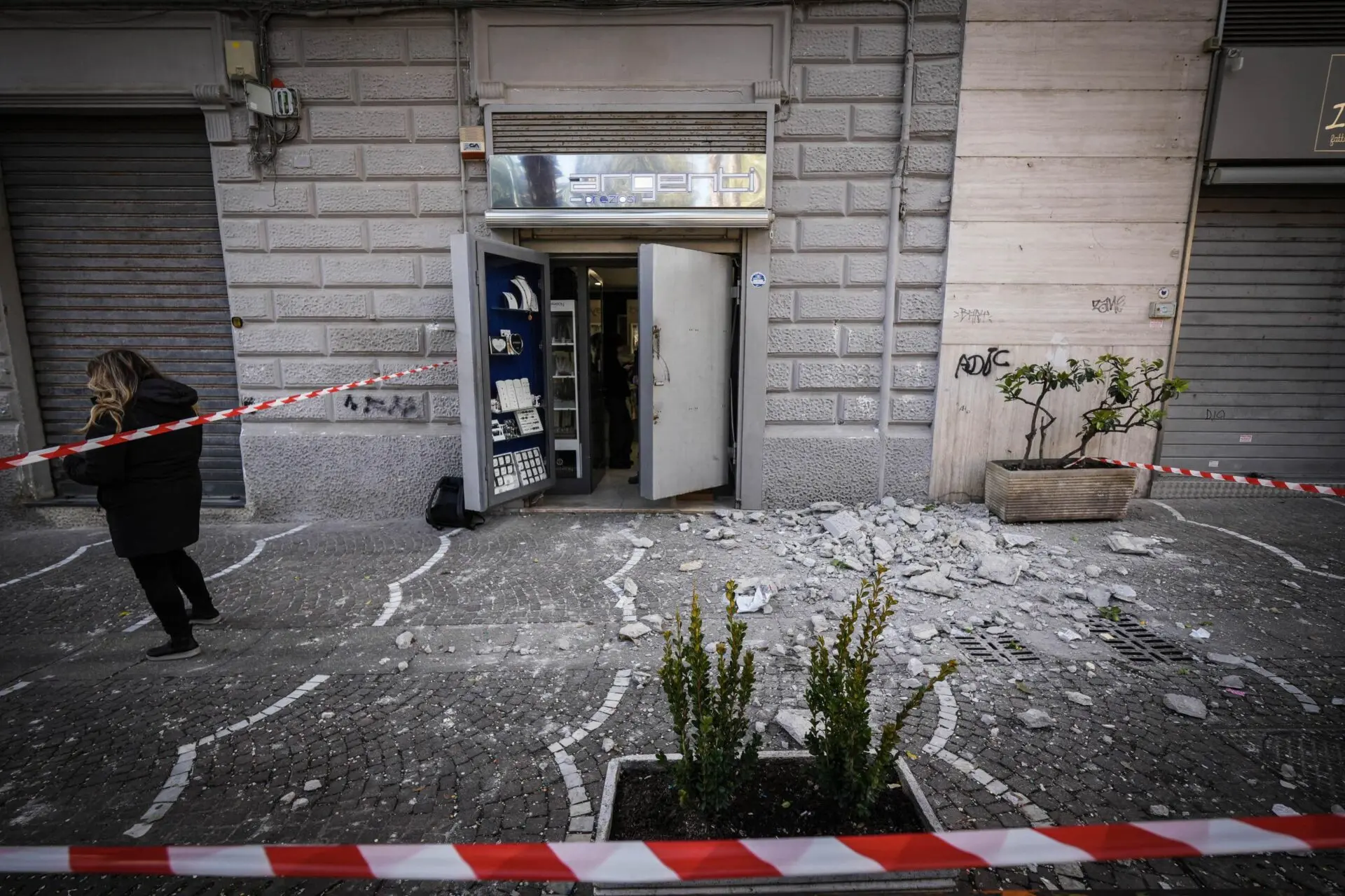 Terremoto ai Campi Flegrei: scossa di magnitudo 3.5 a Napoli
