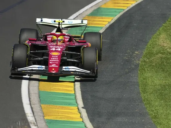 Piastri domina nelle prove del GP d’Australia, Russell insegue