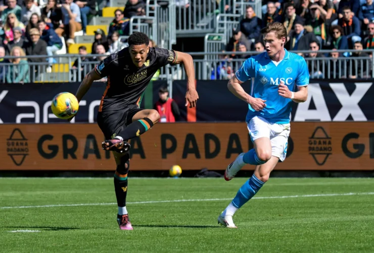 Venezia e Napoli: analisi delle performance dei calciatori