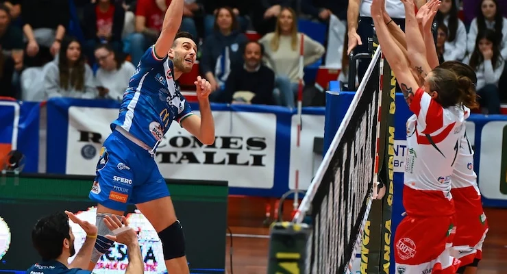 La Tinet vola in semifinale, Reggio Emilia scivola in A3