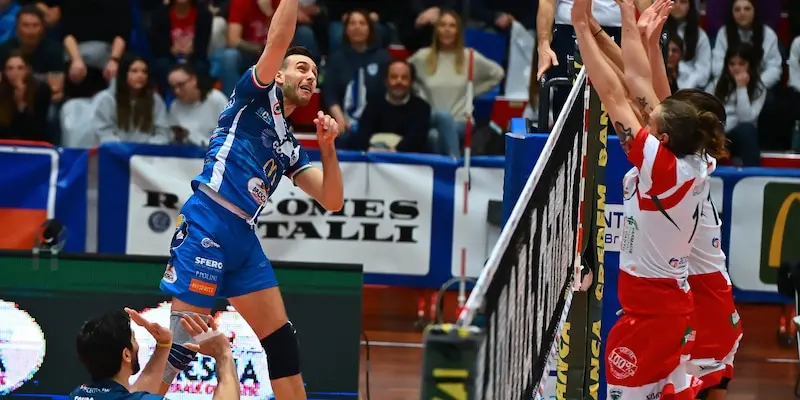 La Tinet vola in semifinale, Reggio Emilia scivola in A3