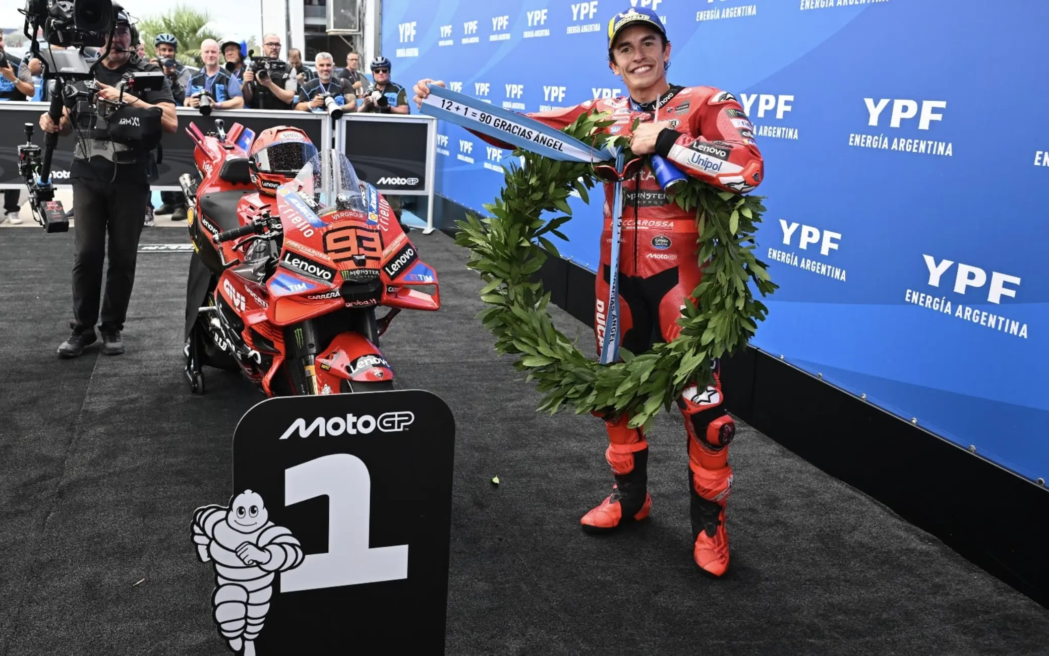 Marquez eguaglia Nieto: trionfi che scrivono la storia del Motomondiale