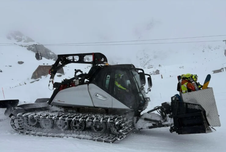 Coppia di scialpinisti travolta da valanga a Cortina: tragedia avvenuta